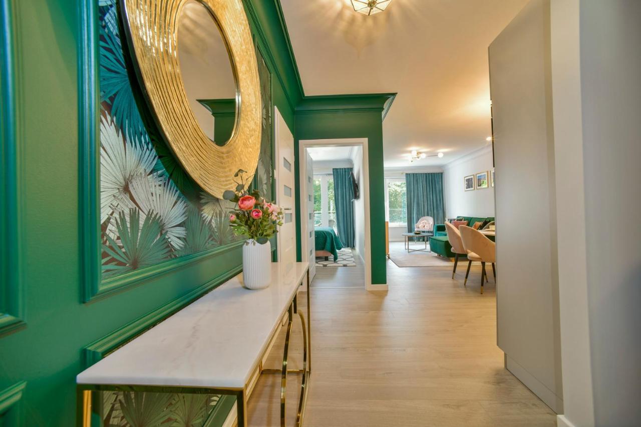 Apartamenty Navigator- Nadmorskie Tarasy Port Kolberg Exterior foto