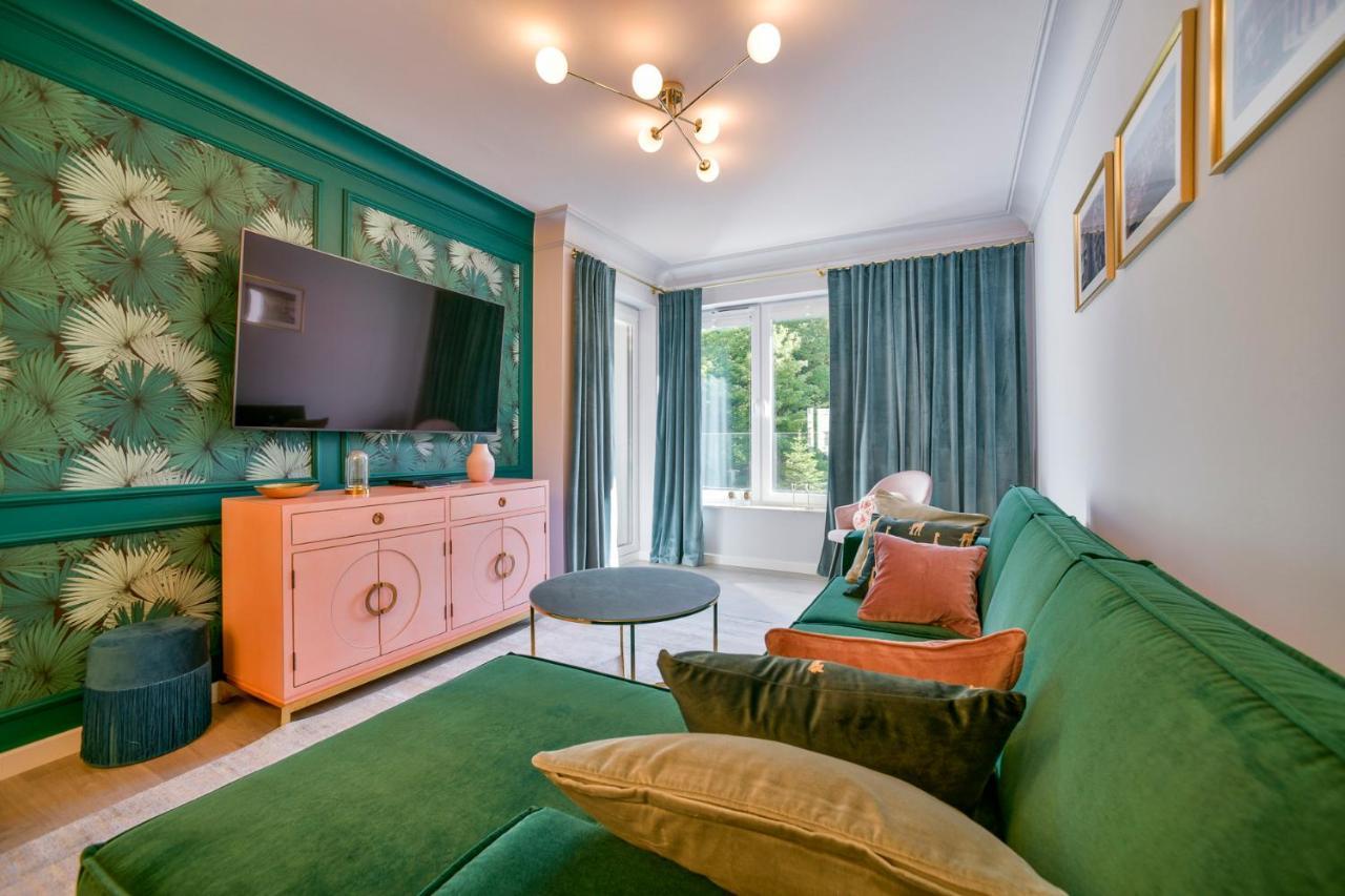 Apartamenty Navigator- Nadmorskie Tarasy Port Kolberg Exterior foto